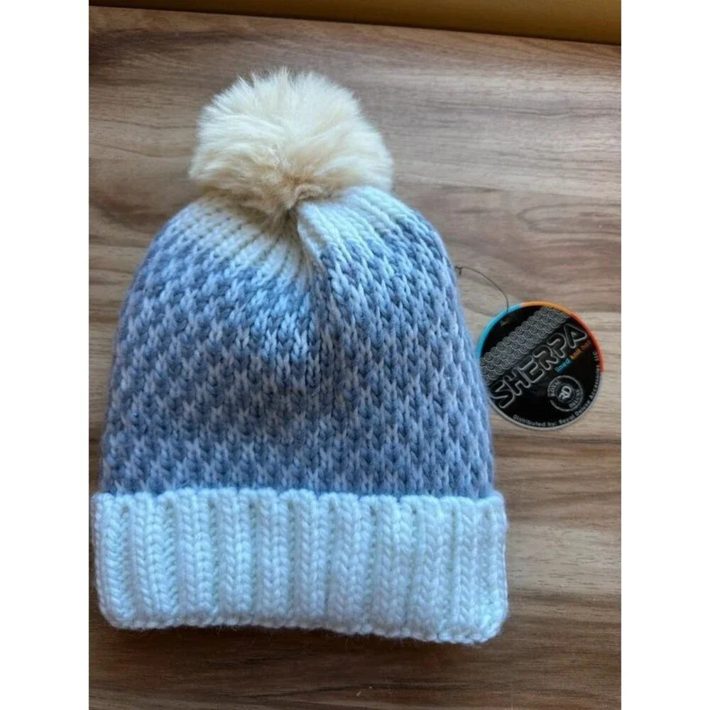 Sherpa Women’s Knit Beanie Gray White Faux Fur Pom Pom Cuffed Winter Hat skiing